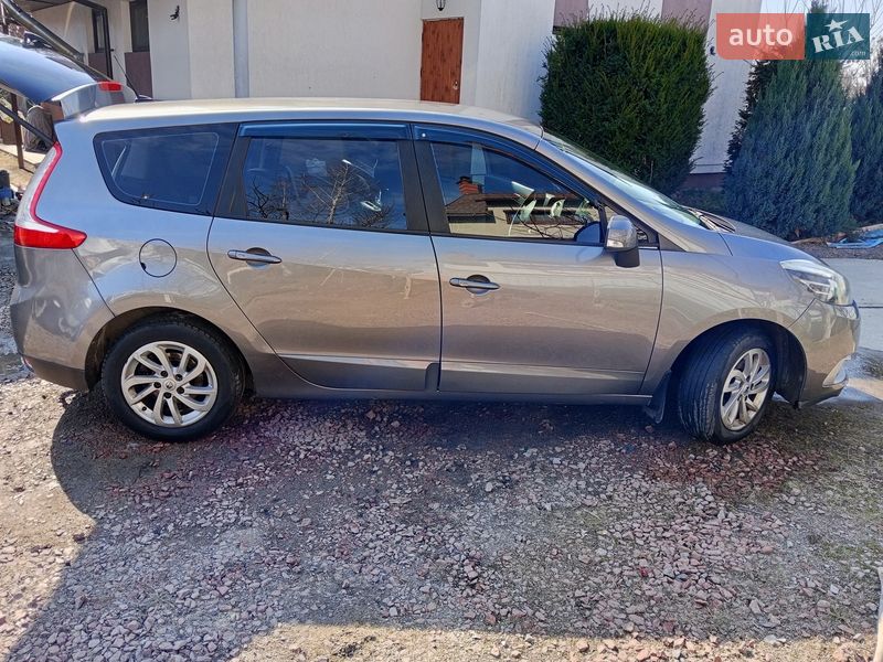 Renault Grand Scenic 2014