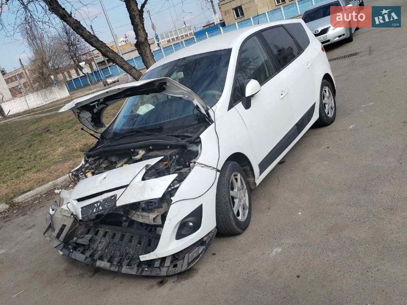 Renault Grand Scenic 2010