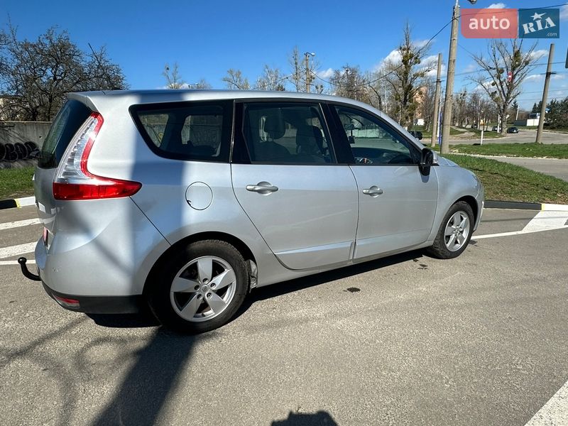 Минивэн Renault Grand Scenic 2010 в Харькове