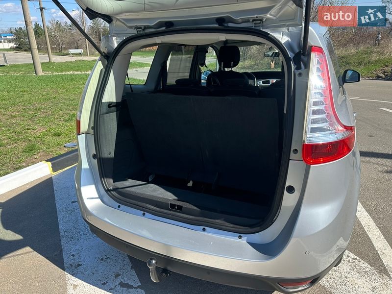 Минивэн Renault Grand Scenic 2010 в Харькове