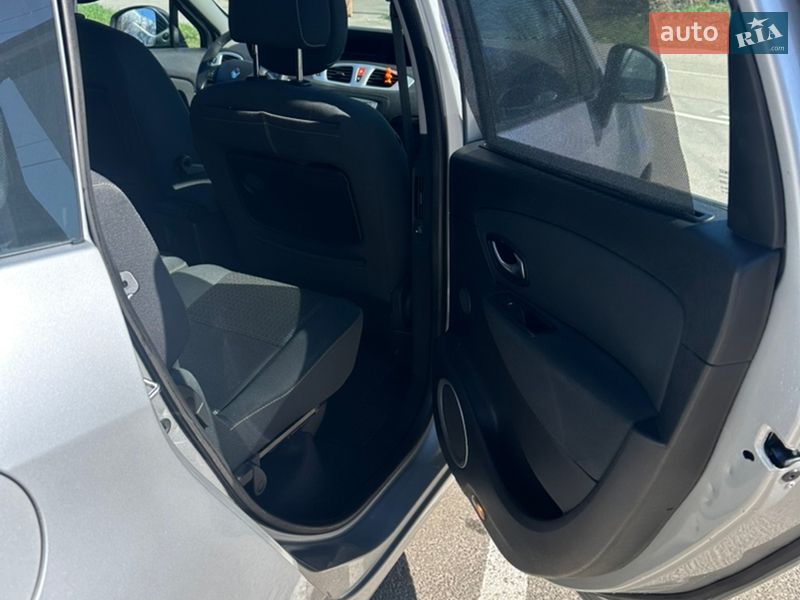 Минивэн Renault Grand Scenic 2010 в Харькове