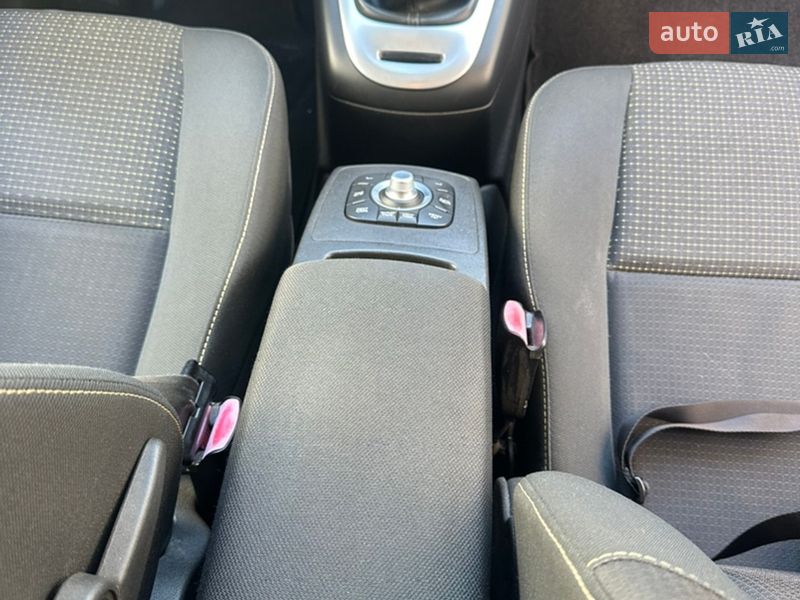 Минивэн Renault Grand Scenic 2010 в Харькове