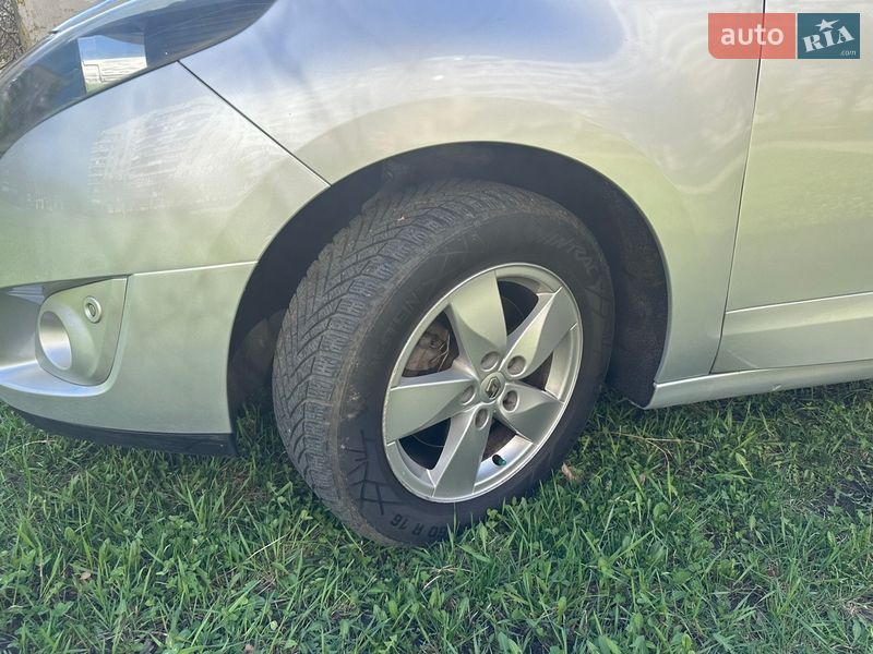 Минивэн Renault Grand Scenic 2010 в Харькове