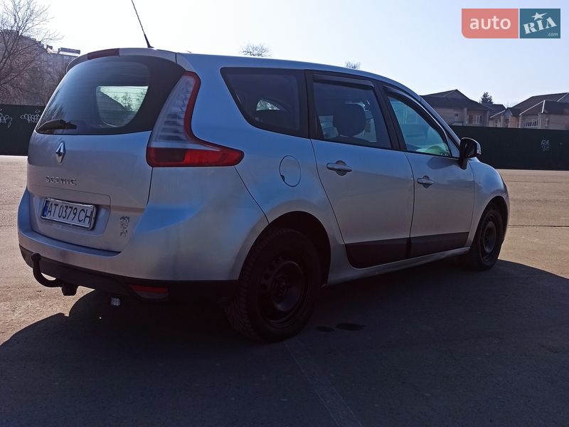 Минивэн Renault Grand Scenic 2010 в Ивано-Франковске