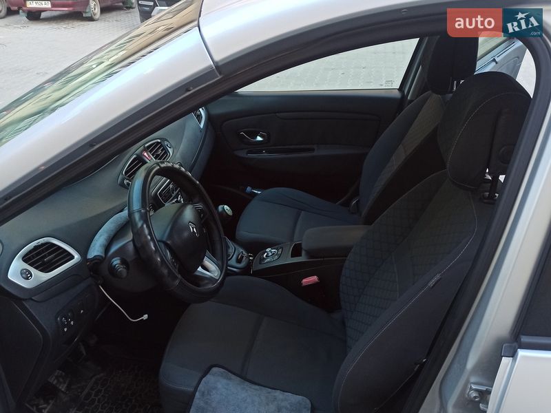 Минивэн Renault Grand Scenic 2010 в Ивано-Франковске