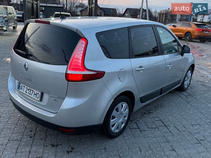 Минивэн Renault Grand Scenic 2010 в Ивано-Франковске