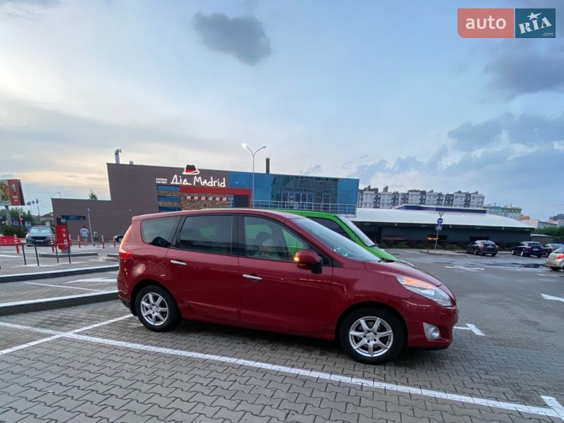 Renault Grand Scenic 2009