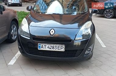 Минивэн Renault Grand Scenic 2010 в Калуше