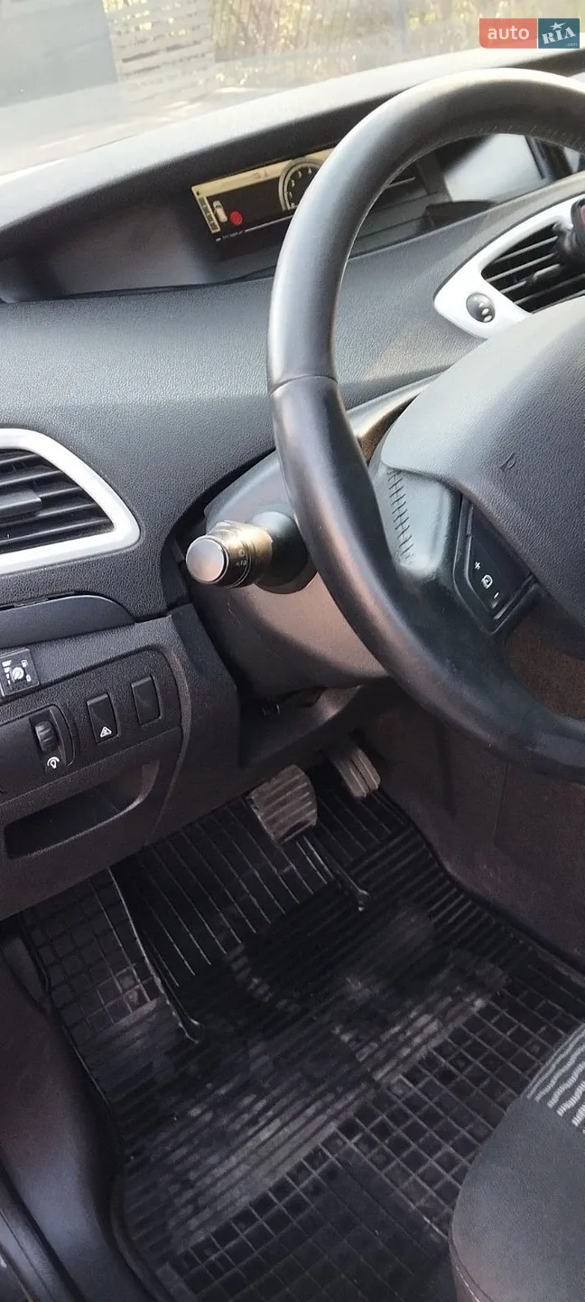 2010 Renault Scenic - мініатюра 36