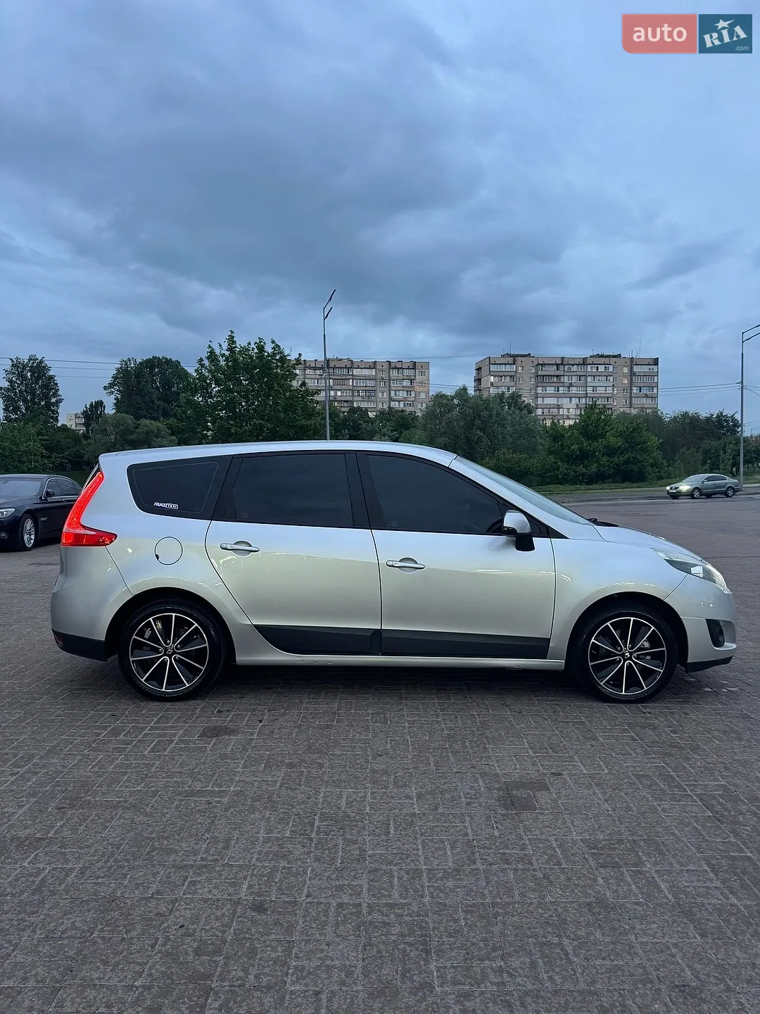 2010 Renault Scenic - мініатюра 4
