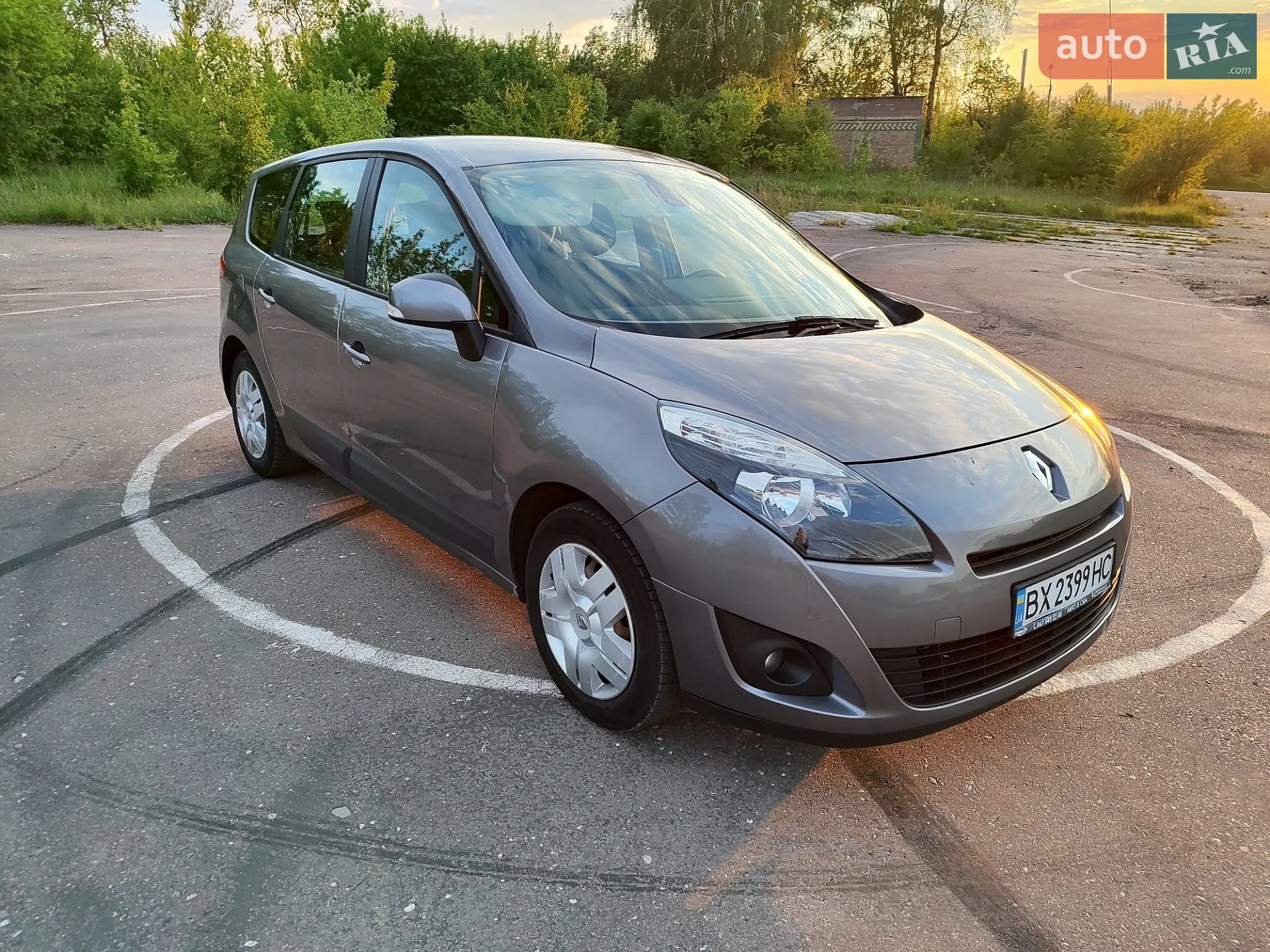 2010 Renault Scenic - фото 1