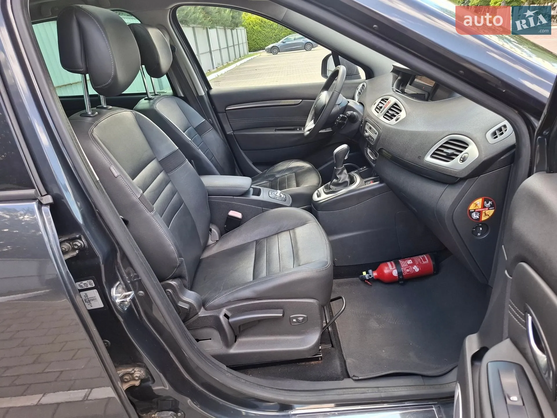 2010 Renault Scenic - мініатюра 23
