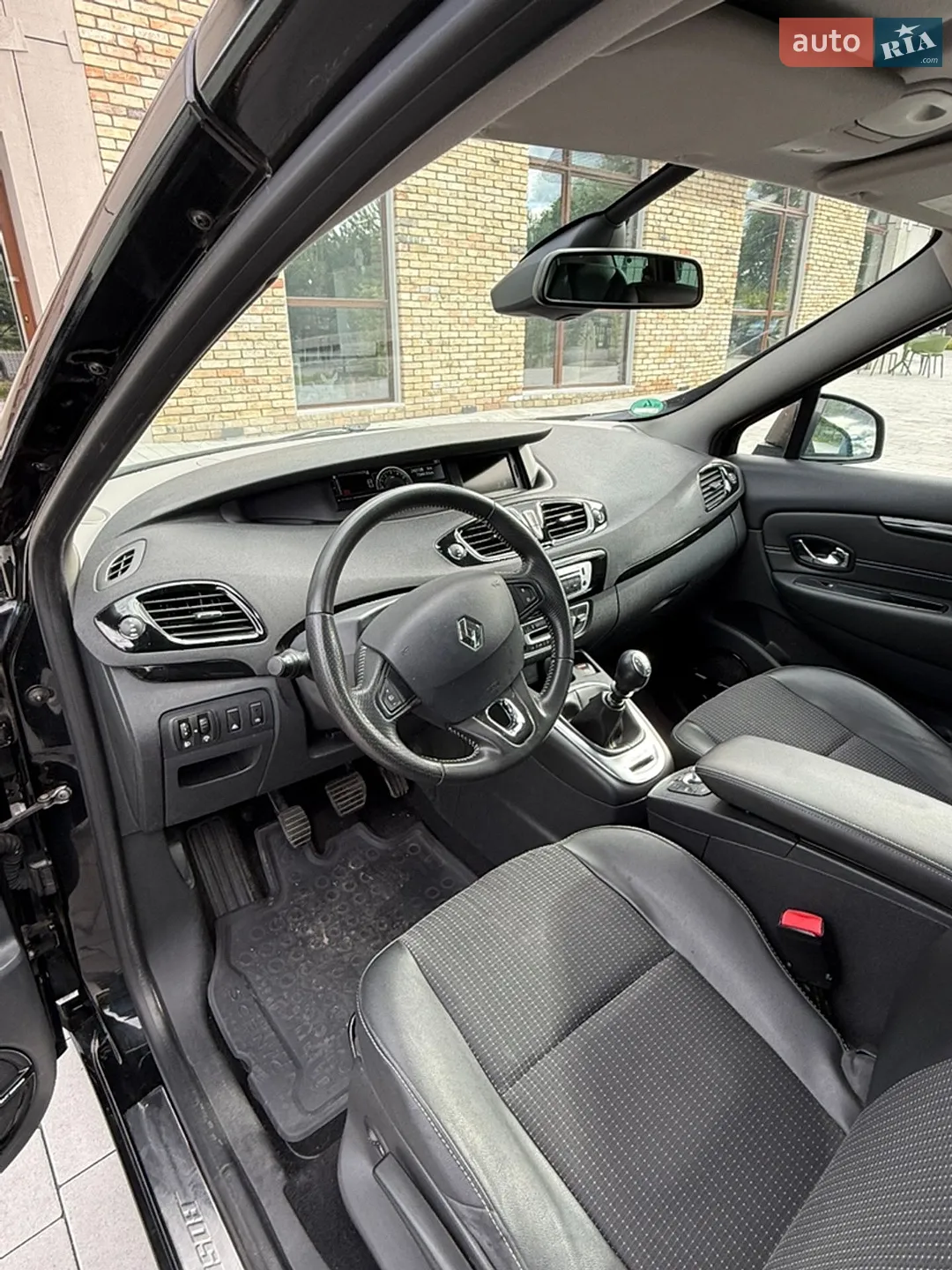 2013 Renault Scenic - мініатюра 28
