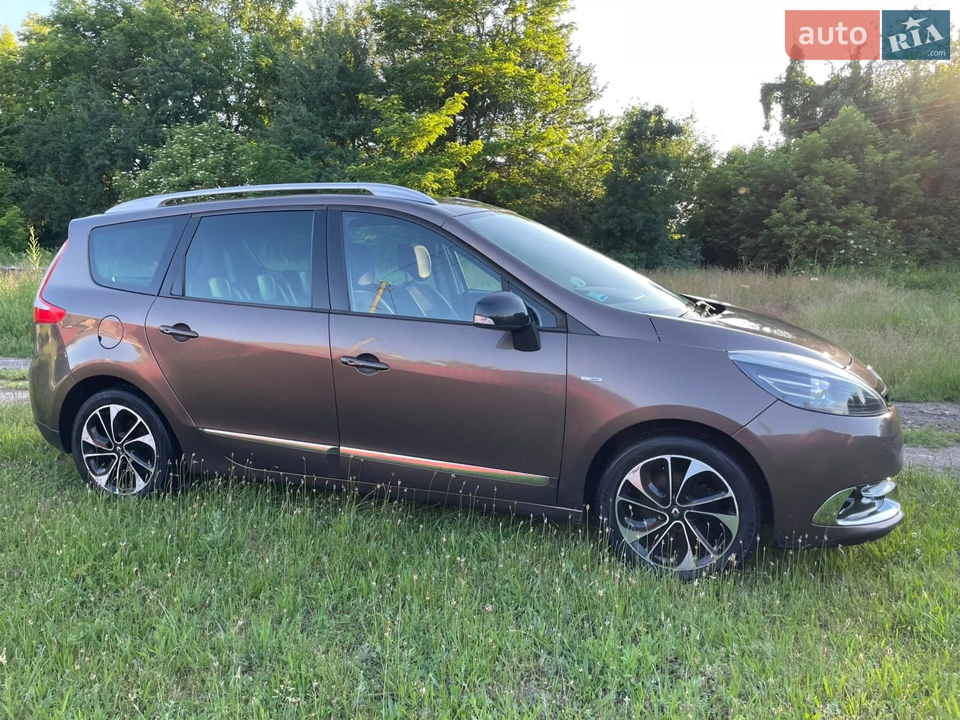 2015 Renault Scenic - фото 1