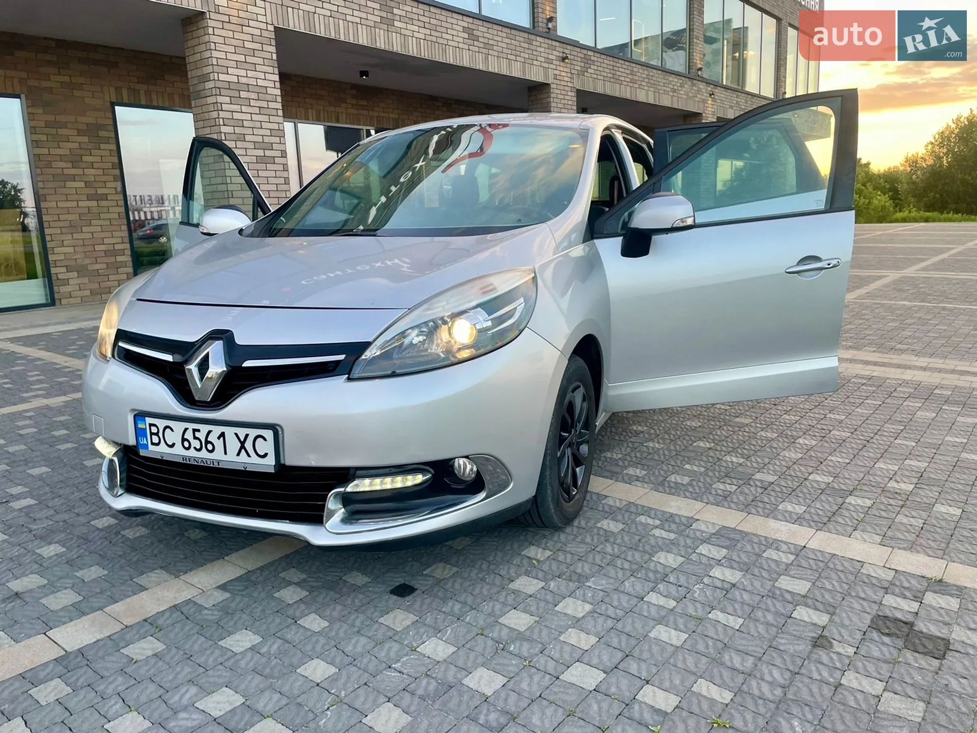 2014 Renault Scenic - мініатюра 12