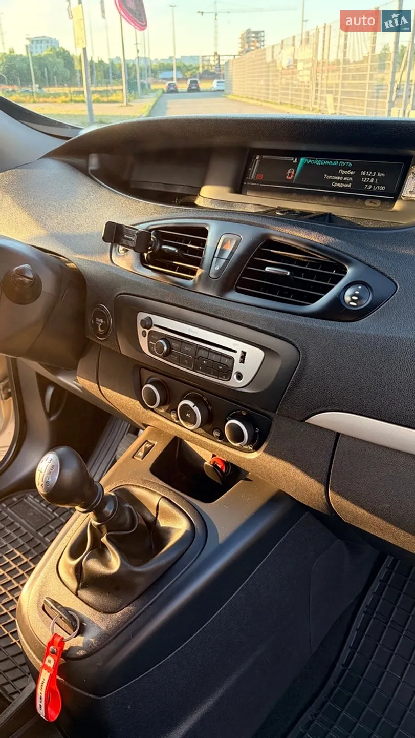 2013 Renault Scenic - мініатюра 23