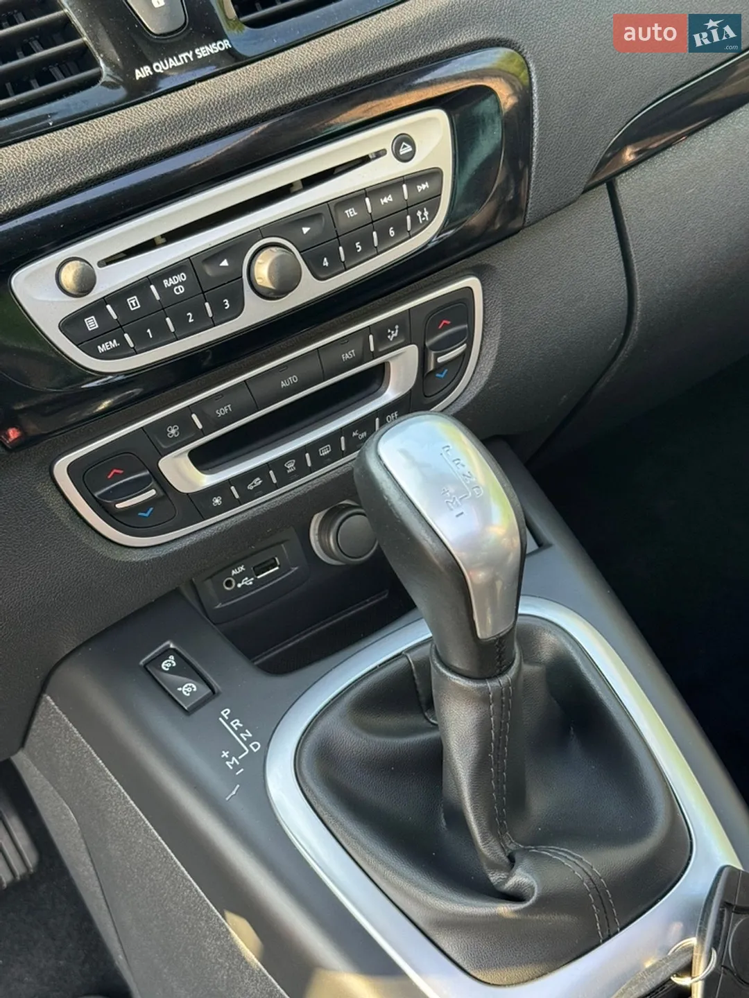 2011 Renault Scenic - мініатюра 12