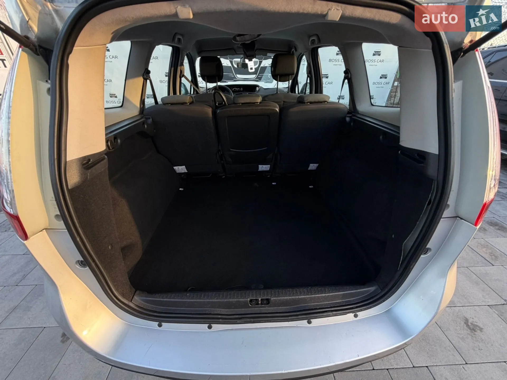 2013 Renault Scenic - мініатюра 16