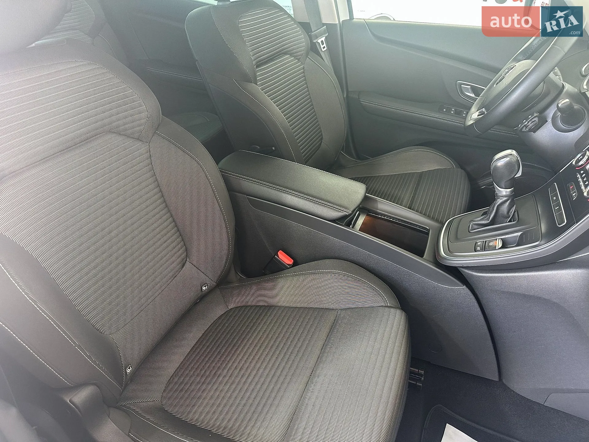 2019 Renault Scenic - мініатюра 10