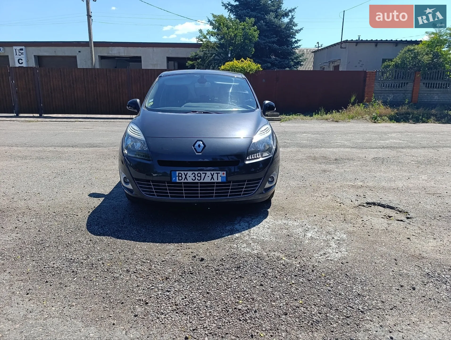2011 Renault Scenic - мініатюра 2