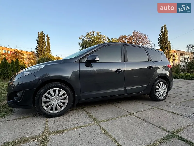 Renault Grand Scenic