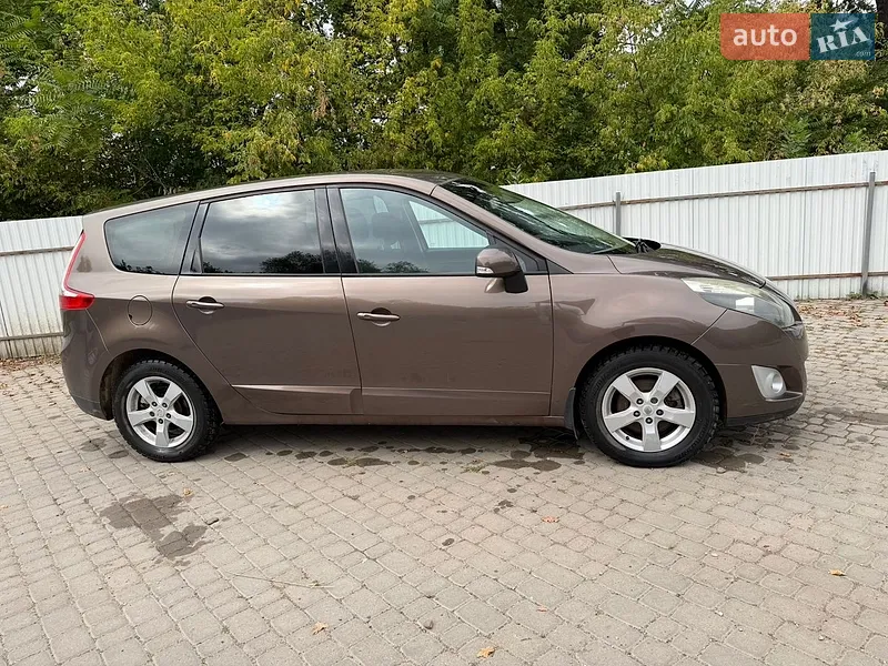 Renault Grand Scenic