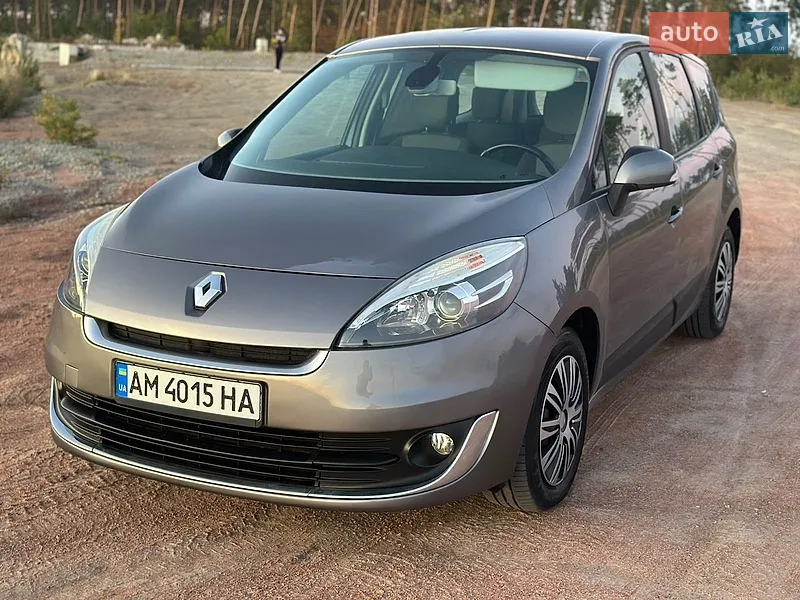 Renault Grand Scenic 2012