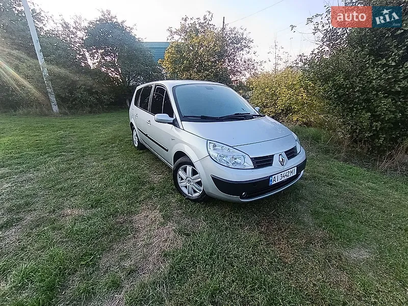 Renault Grand Scenic 2005