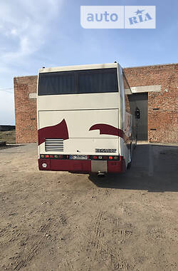 Туристичний / Міжміський автобус Renault Iliade 2000 в Львові