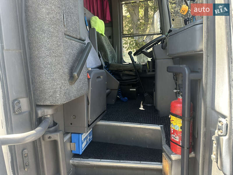 Туристический / Междугородний автобус Renault Iliade 1996 в Виннице