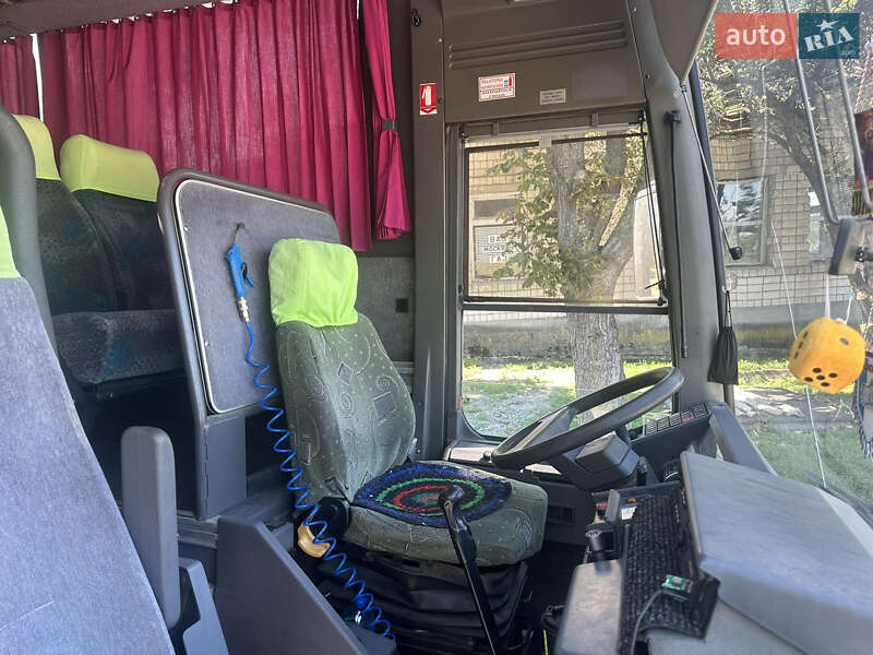 Туристический / Междугородний автобус Renault Iliade 1996 в Виннице