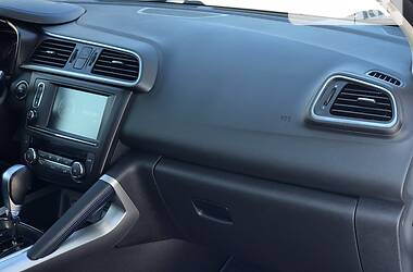 Внедорожник / Кроссовер Renault Kadjar 2018 в 