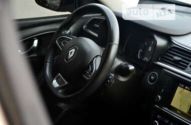 Позашляховик / Кросовер Renault Kadjar 2018 в 