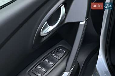 Позашляховик / Кросовер Renault Kadjar 2019 в 
