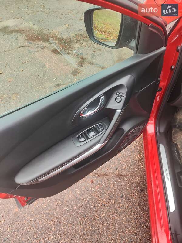 Позашляховик / Кросовер Renault Kadjar 2015 в Олександрії