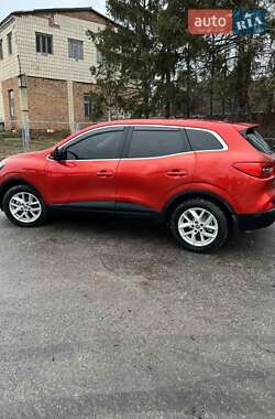 Внедорожник / Кроссовер Renault Kadjar 2015 в 