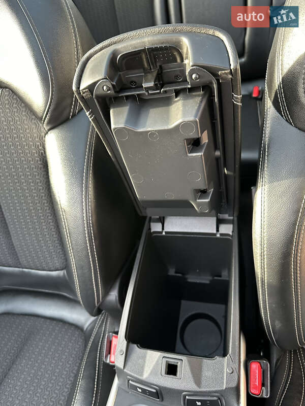 Внедорожник / Кроссовер Renault Kadjar 2017 в Луцке