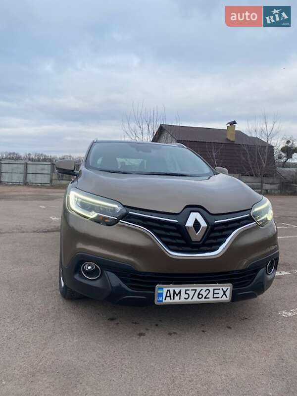 Внедорожник / Кроссовер Renault Kadjar 2015 в 