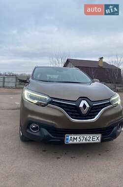 Внедорожник / Кроссовер Renault Kadjar 2015 в 