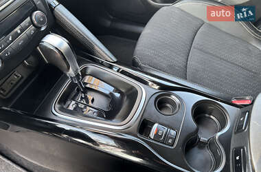 Внедорожник / Кроссовер Renault Kadjar 2016 в 