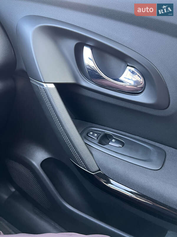 Внедорожник / Кроссовер Renault Kadjar 2016 в Бродах