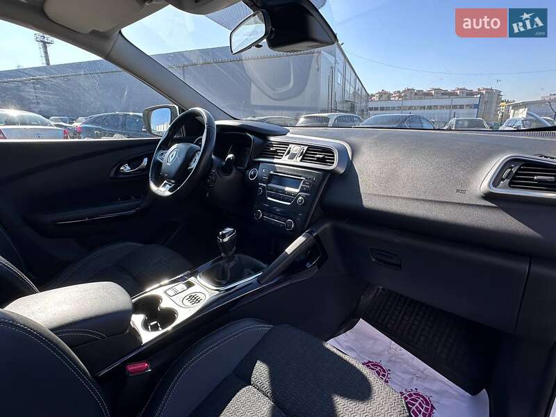 Позашляховик / Кросовер Renault Kadjar 2015 в Львові