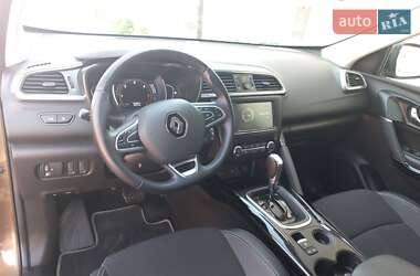 Внедорожник / Кроссовер Renault Kadjar 2018 в 