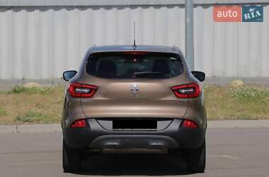 Внедорожник / Кроссовер Renault Kadjar 2017 в 