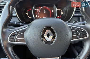 Внедорожник / Кроссовер Renault Kadjar 2015 в 
