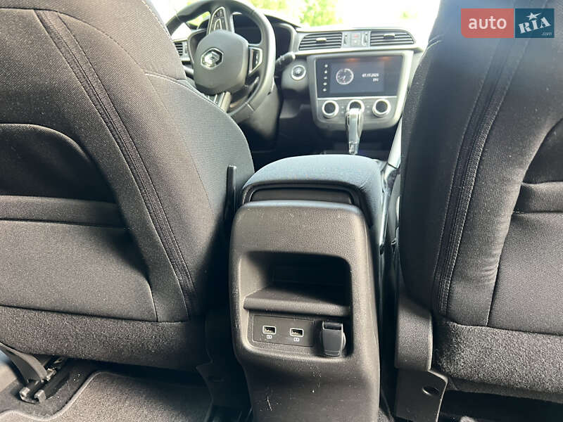 Внедорожник / Кроссовер Renault Kadjar 2019 в Ровно