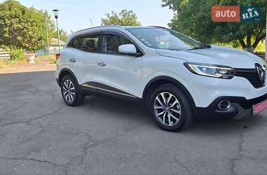 Внедорожник / Кроссовер Renault Kadjar 2016 в Новоархангельске