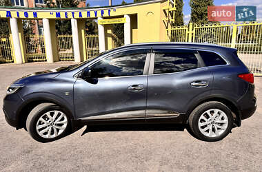 Внедорожник / Кроссовер Renault Kadjar 2016 в 