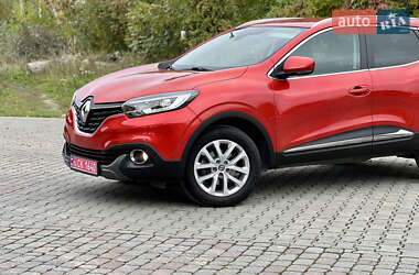 Позашляховик / Кросовер Renault Kadjar 2015 в  фото 10 Позашляховик / Кросовер Renault Kadjar 2015 в