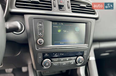 Позашляховик / Кросовер Renault Kadjar 2015 в  фото 52 Позашляховик / Кросовер Renault Kadjar 2015 в